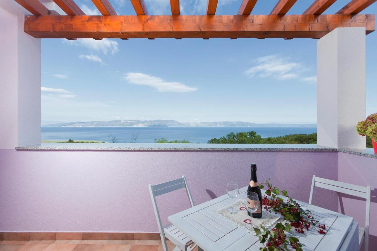 Villa Mirta In Crni Labin  Eksteriør bilde